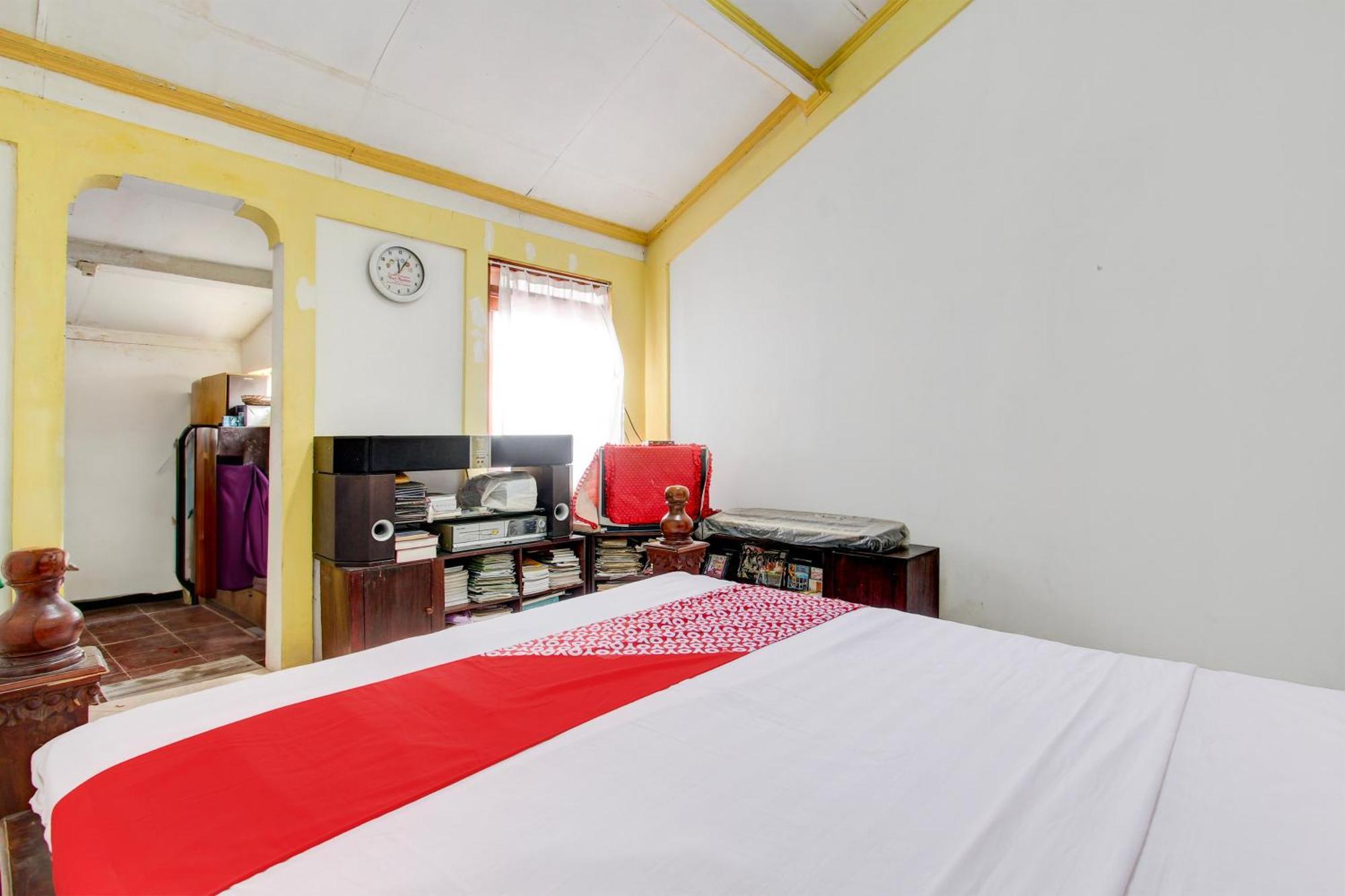 Oyo 94000 Omah Citra Genia Homestay Ngaglik Exterior foto